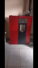 stufa a pellet della Ravelli usatamodello Olivia bordeaux e nera perfetta €850
