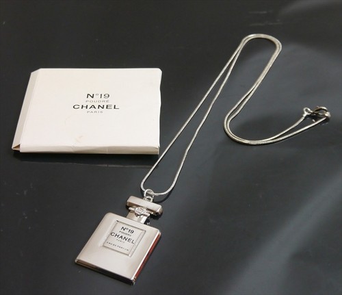 Autentico profumo per - , collana