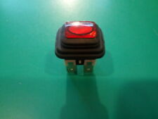 Interruttore rosso per