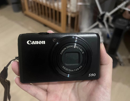 Canon powershot s90 0 - s90, f2