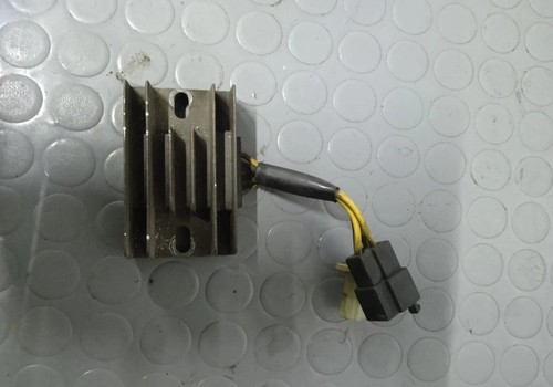Regolatore tensione suzuki - regolatore,