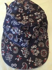 Cappellino bambina ragazza donna - colore blu scuro con disegni bianchi e rossi 