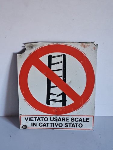 Vietato usare scale cattivo - in,