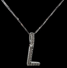 Collana lettera L iniziale