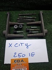 Kit staffe parabrezza yamaha - staffe,