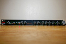PRÉAMPLI MICRO DBX MIC PREAMP