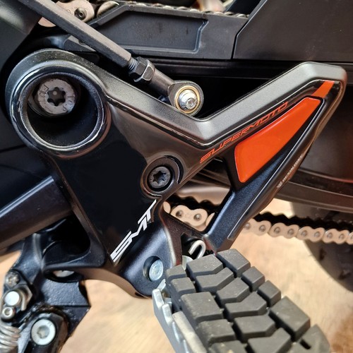 Adesivi resinati moto - resinati,