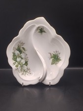 Piatto vintage Royal Albert