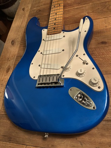 Raro 1995 fender strat - raro,