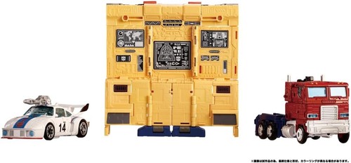 Takaratomy transformers - takaratomy,