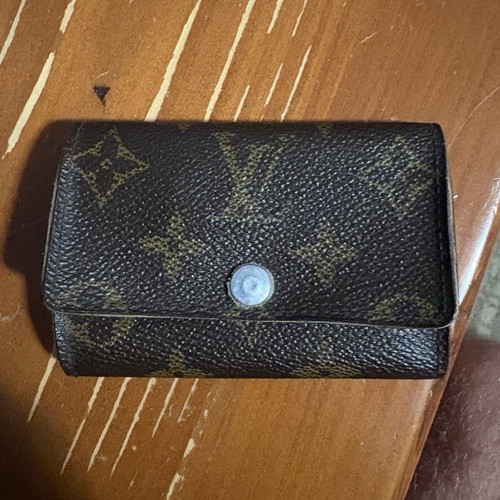 Louis vuitton monogram - louis,