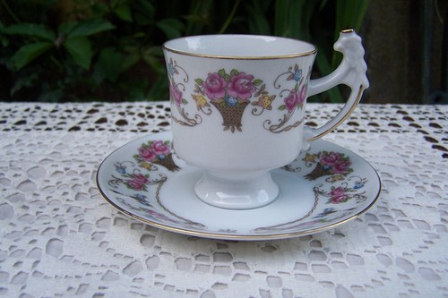 Ancienne tasse porcelaine - ancienne, fine