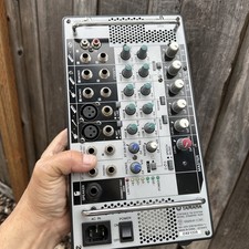 YAMAHA STAGEPAS 150M solo