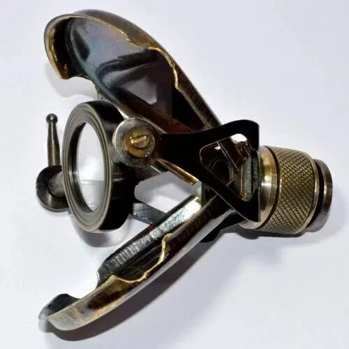Antico telescopio binoculare