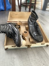 Antichi pattini a rotelle