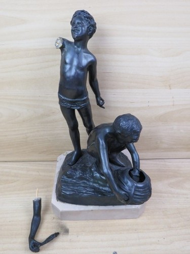 Vecchia scultura bronzo - in,