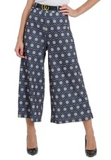 Pantaloni donna crop svasati