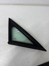 Finestrino triangolare
