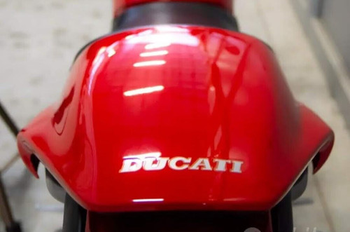 Adesivo per unghia ducati - per,