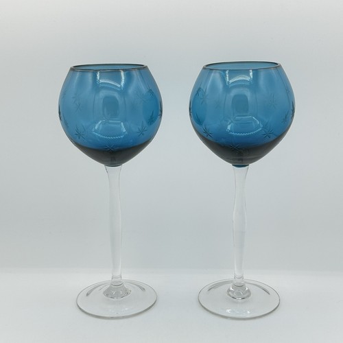 Due bicchieri vino blu - da,