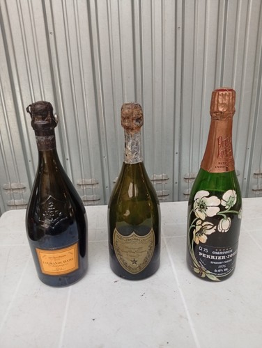 Tris champagne dom - di,