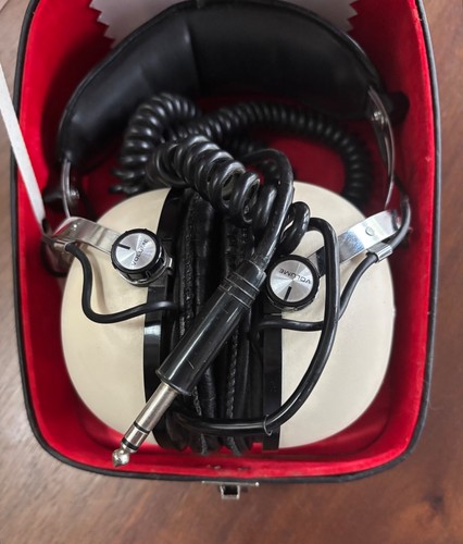 Custodia cuffie stereo vintage