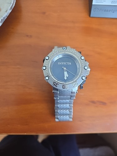 Invicta sub aqua - , modello