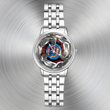 Orologio da polso inciso