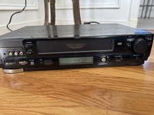 Hitachi Ultravision VT-UX617A