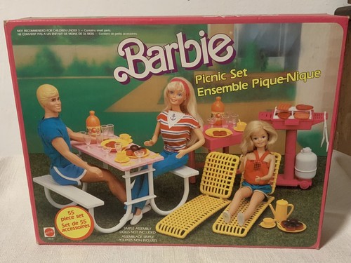Barbie mattel picnic set arco
