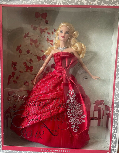 Holiday barbie 2012 - barbie,