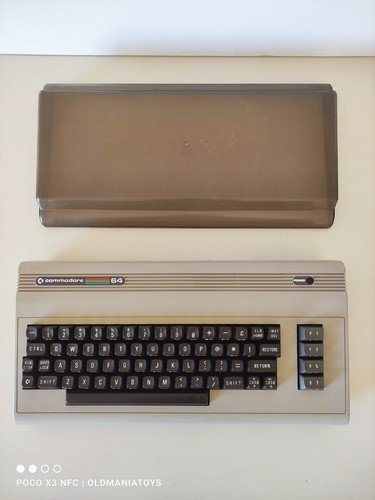 Commodore c64 console - commodore,
