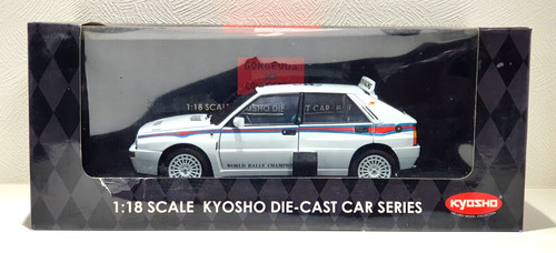 Modellino auto pressofuso - , 1/18