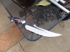 UN BELLISSIMO COLTELLO DA