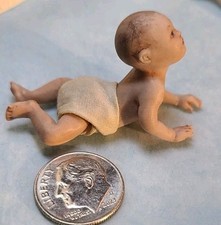 Bambola casa delle bambole