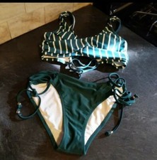 (0-2 US) CUPSHE STRIPES BIKINI SET,SIZE XS, NEW