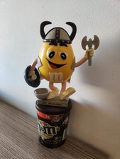 Dispenser di caramelle vintage M&Ms. Vichingo Giallo.