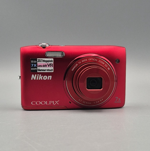 Great nikon coolpix s3500 red - great,
