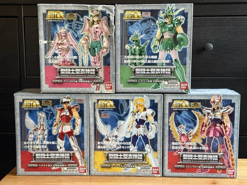 Set figurine bandai - 5, saint