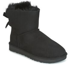 ugg neri bassi con fiocchetto 