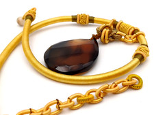 AGATA COLLANA RASO DORATO CON PENDENTE NATURALE