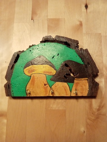 Oggetto artistico legno di - su,
