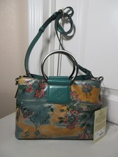 NUOVA BORSA A TRACOLLA