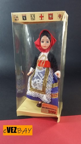 Bambola souvenir regionale - bambola,