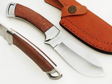 Coltelli Skinner fatti a mano