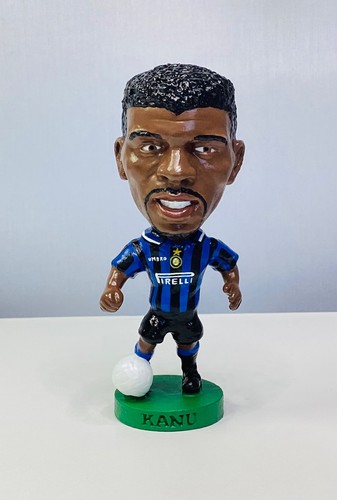 Figurina prostar non - figurina,