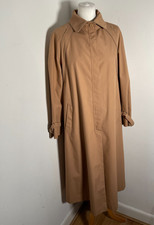 Kaunotan Finnish trench coat