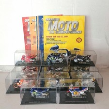 MOTO DA COMPETIZIONE CON FASCICOLO DEAGOSTINI 1/24 MENU' A TENDINA