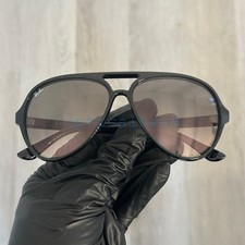 Occhiali da sole Ray-Ban Cats 5000 lenti sfumate montatura nero lucido RB4125 601/32 59