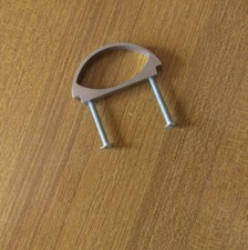 N°  1  MANIGLIA ANELLO IN FERRO PER MOBILI VARI-VITI in ferro per mobili vari -